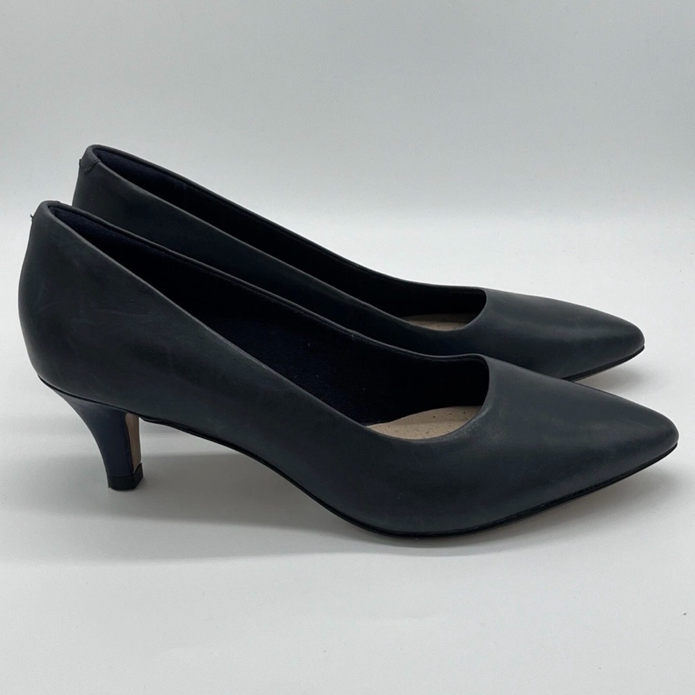 Clarks Linvale Jerica Heels in Navy Leather, Women’s Size 9W